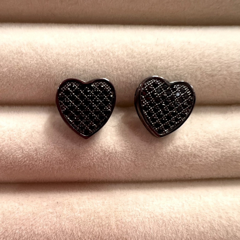 Moisanite Black Heart Stud Earrings